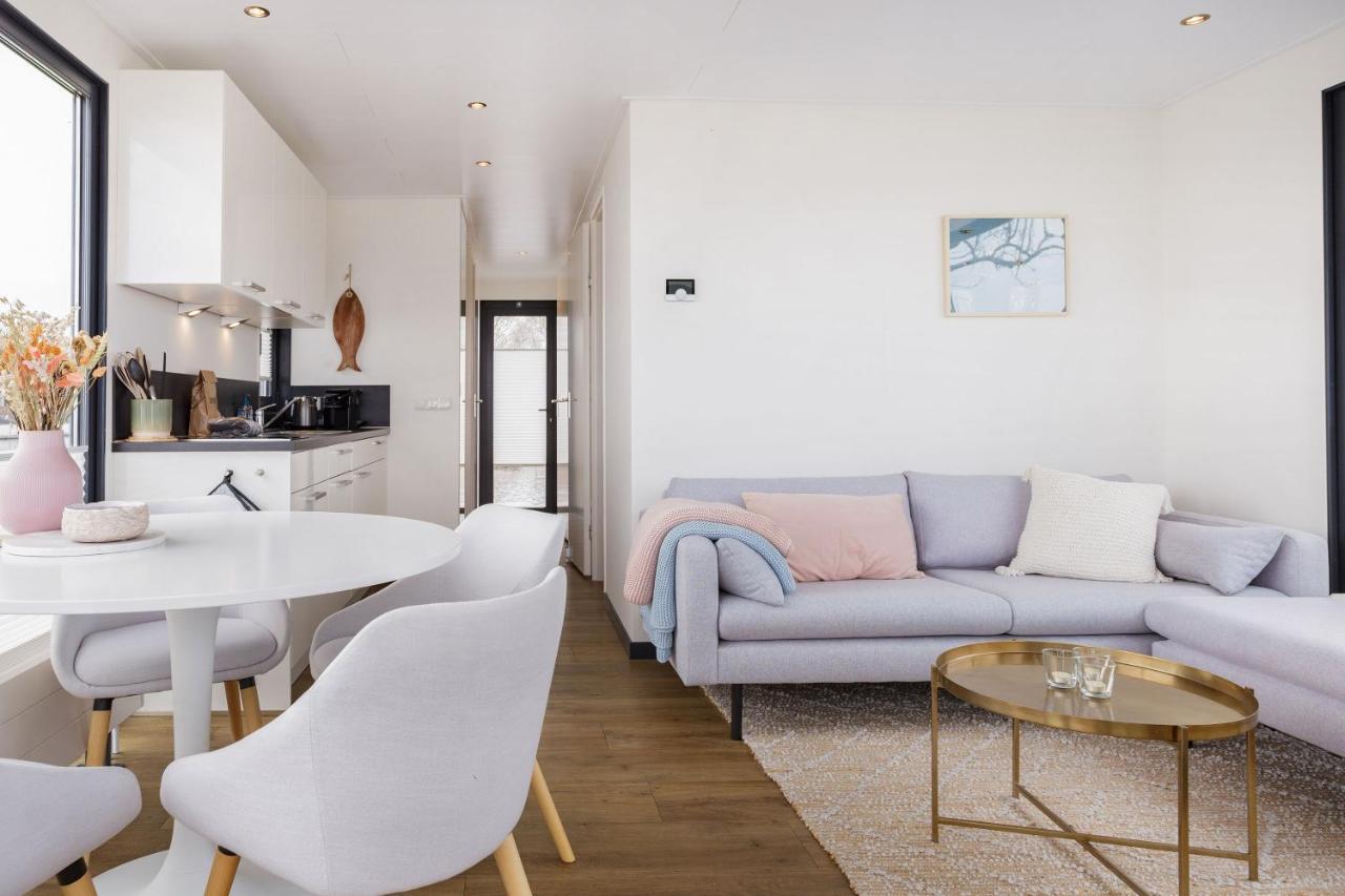 Welcome In - Houseboat Agua Dolce Met Tuin, Paviljoenwei 4, Sneek - Offingawier Luaran gambar