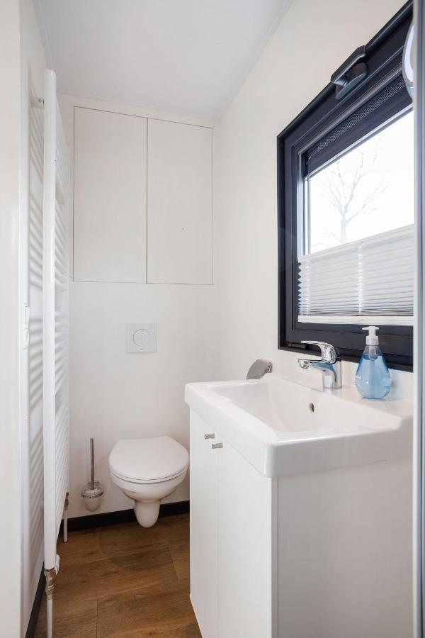 Welcome In - Houseboat Agua Dolce Met Tuin, Paviljoenwei 4, Sneek - Offingawier Luaran gambar